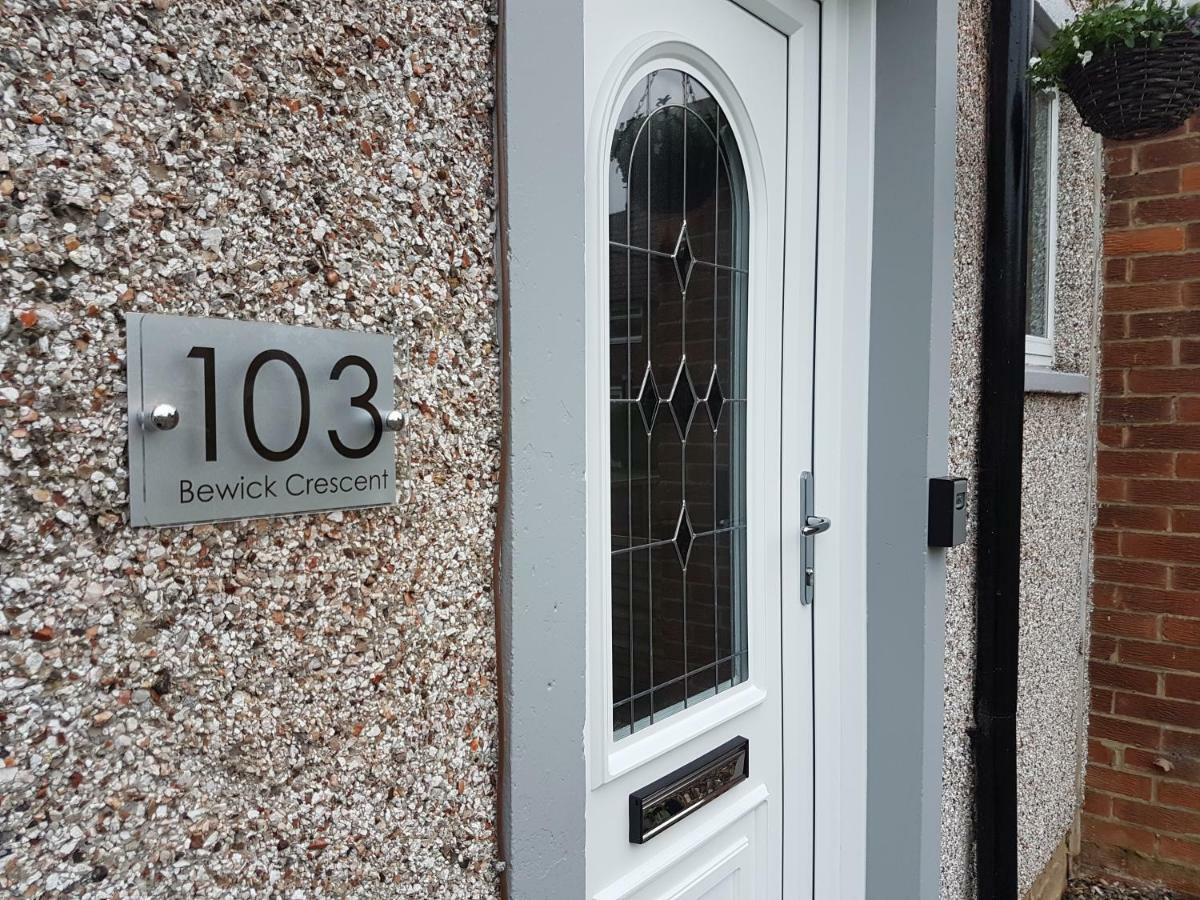 103 Bewick Serviced Accommodation Newton Aycliffe Exterior photo